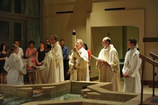 SJN Easter Vigil 2013 07.JPG