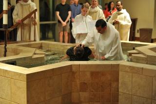 SJN Easter Vigil 2013 08.JPG