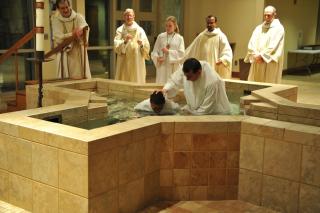 SJN Easter Vigil 2013 09.JPG