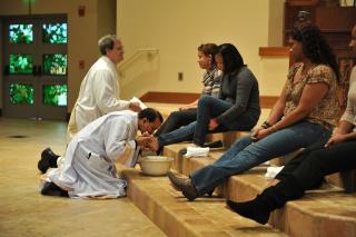 SJN Holy Thursday 2013 03.JPG