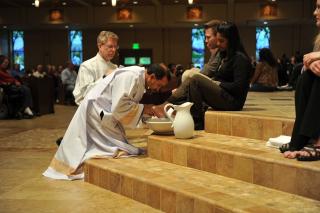 SJN Holy Thursday 2013 13.JPG