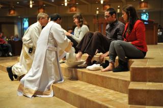 SJN Holy Thursday 2013 18.JPG