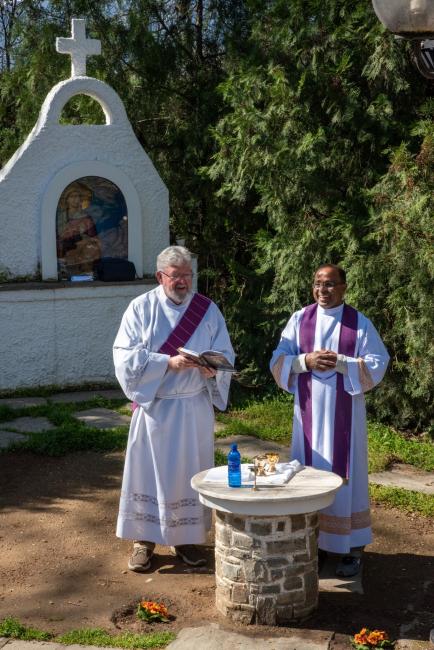 Mass at Lyda 6.jpg
